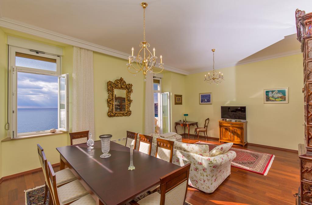 Luxury Seafront Apartment Banje Dubrovnik Exteriör bild