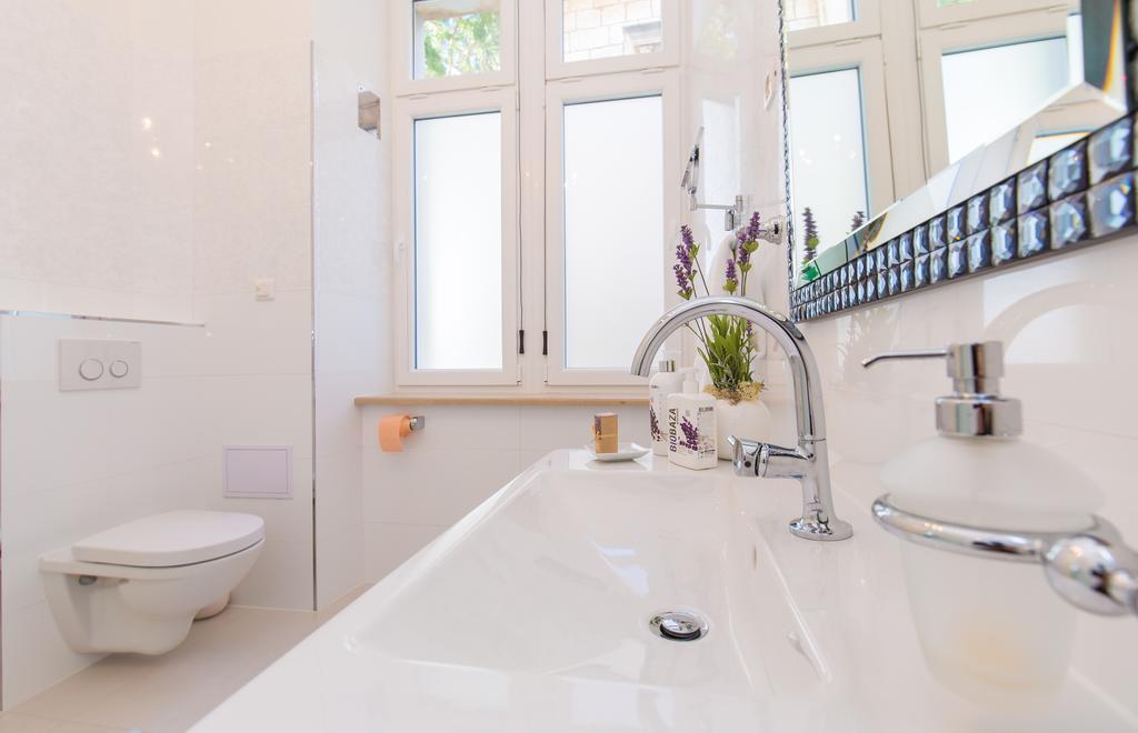 Luxury Seafront Apartment Banje Dubrovnik Exteriör bild
